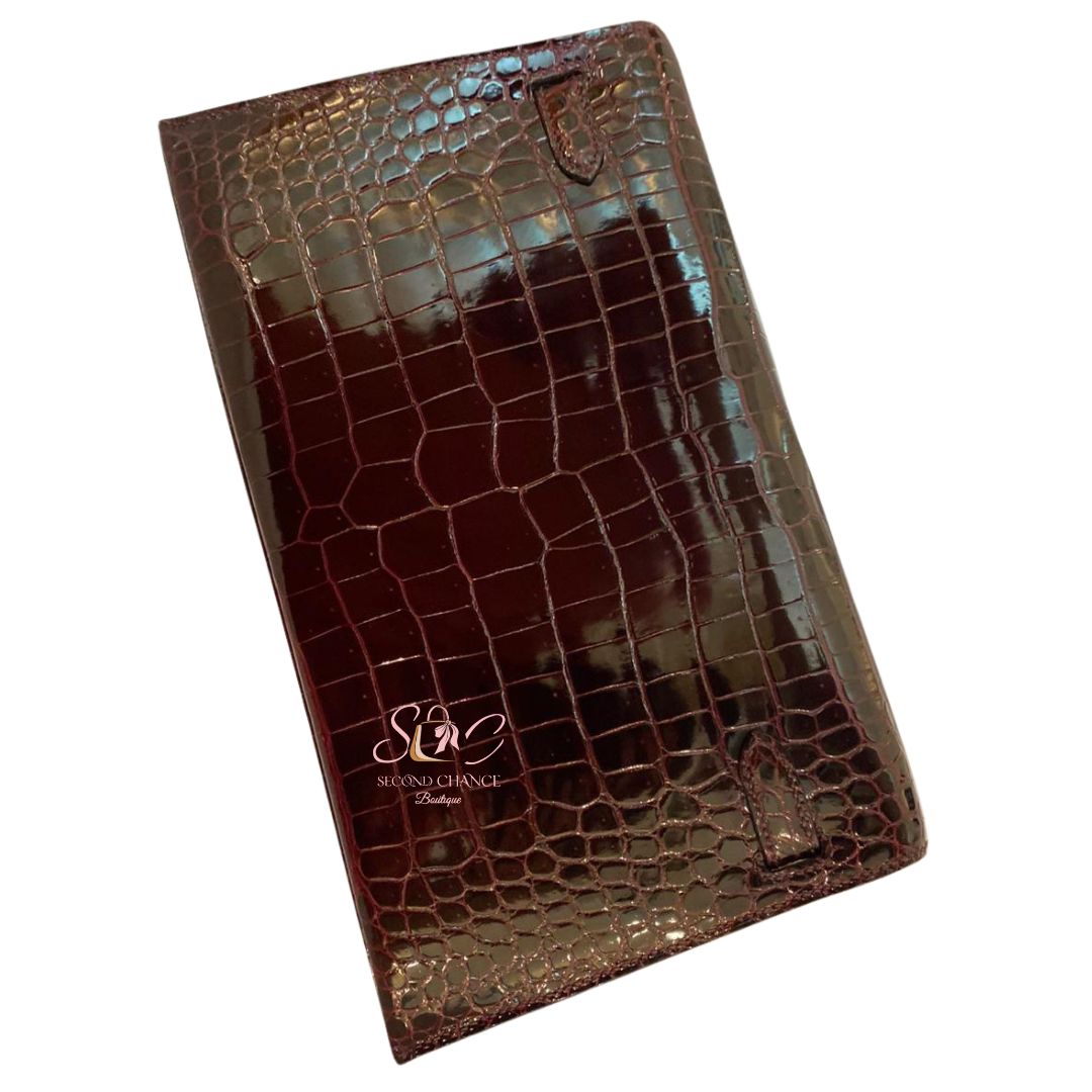 Hermes kelly elan crocodile porosus  Bordeaux colour gold hardware  Stamp W Full set and invoice